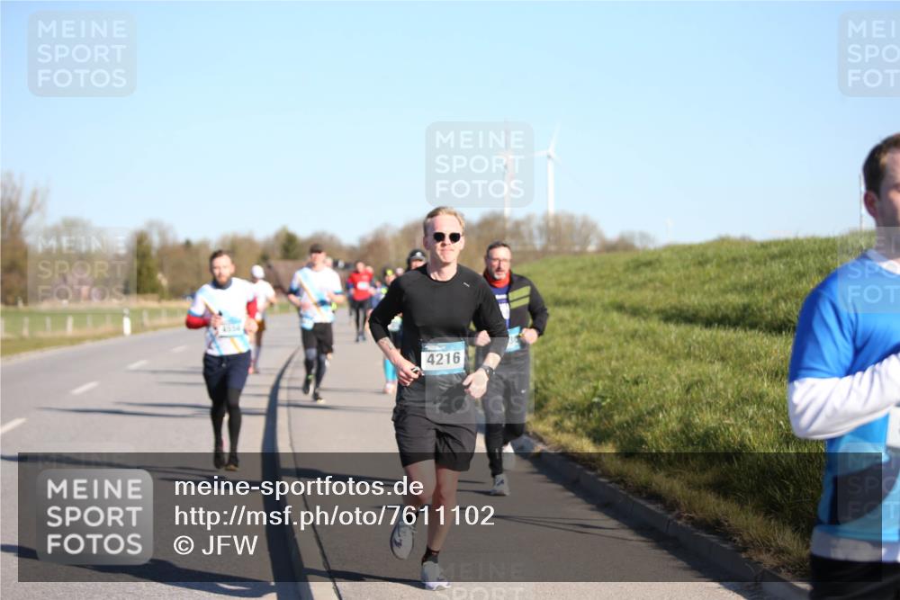 06.04.2025 - 44. Internationalen Wilhelmsburger Insellauf Jannik Wohlers http://msf.ph/oto/7611102 06.04.2025 09:26:50 Laufen 4554, 4216 meine-sportfotos.de