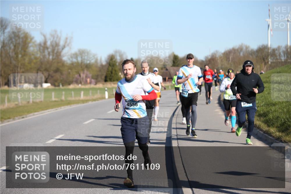06.04.2025 - 44. Internationalen Wilhelmsburger Insellauf Jannik Wohlers http://msf.ph/oto/7611109 06.04.2025 09:26:51 Laufen 4556, 563, 3672, 340 meine-sportfotos.de