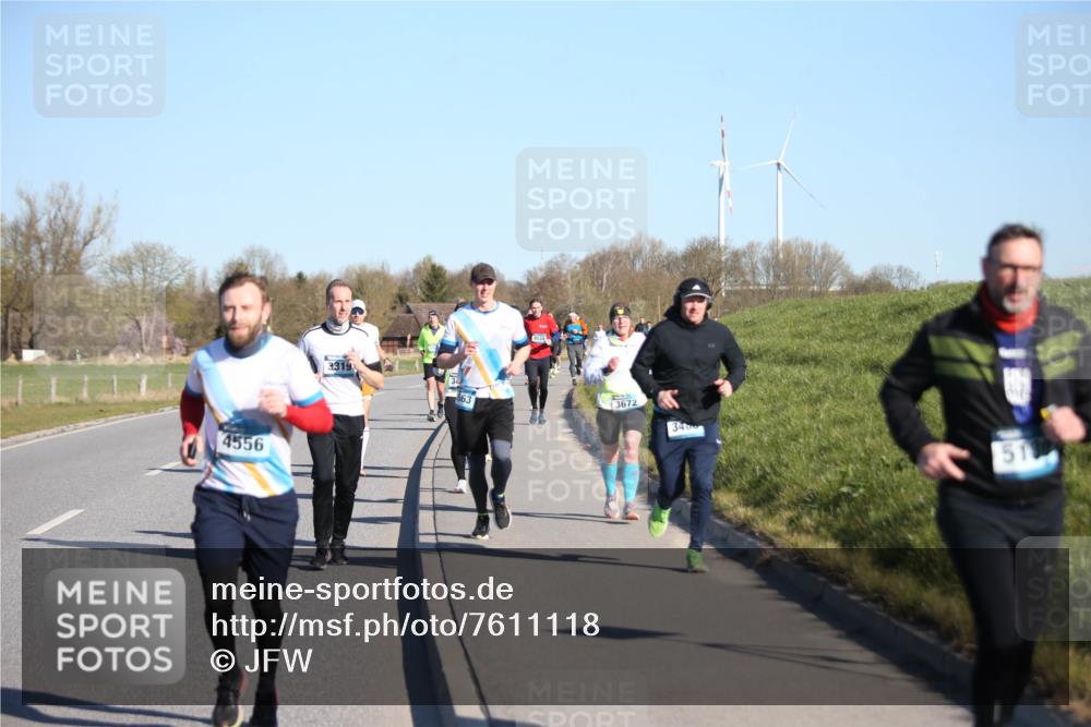 06.04.2025 - 44. Internationalen Wilhelmsburger Insellauf Jannik Wohlers http://msf.ph/oto/7611118 06.04.2025 09:26:52 Laufen 4556, 3319, 4534, 3672, 340, 513 meine-sportfotos.de