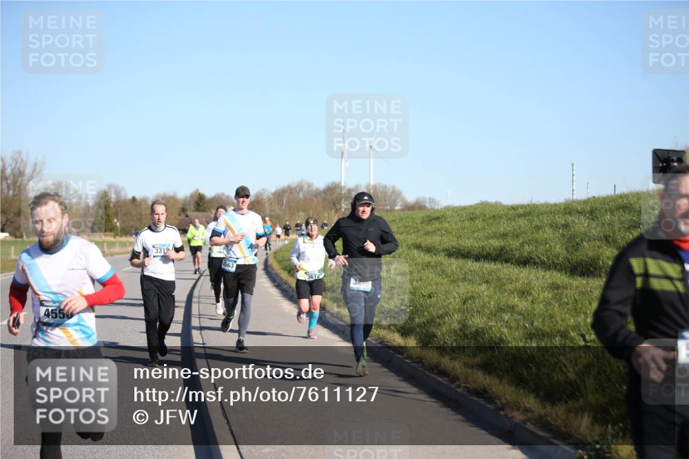 06.04.2025 - 44. Internationalen Wilhelmsburger Insellauf Jannik Wohlers http://msf.ph/oto/7611127 06.04.2025 09:26:53 Laufen 4556, 3319, 4563, 3672, 3406 meine-sportfotos.de