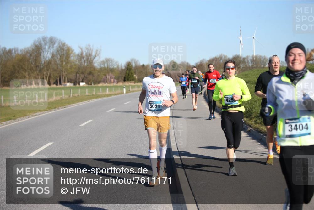 06.04.2025 - 44. Internationalen Wilhelmsburger Insellauf Jannik Wohlers http://msf.ph/oto/7611171 06.04.2025 09:26:58 Laufen 1, 24, 5051, 4534, 425, 3404 meine-sportfotos.de