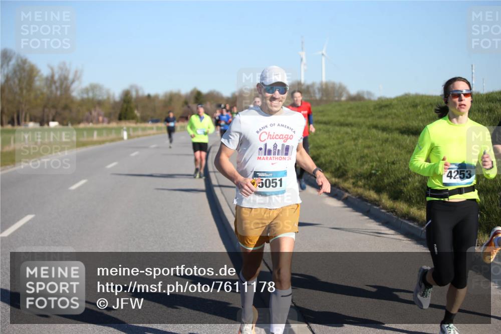 06.04.2025 - 44. Internationalen Wilhelmsburger Insellauf Jannik Wohlers http://msf.ph/oto/7611178 06.04.2025 09:26:59 Laufen 24, 5051, 4253 meine-sportfotos.de