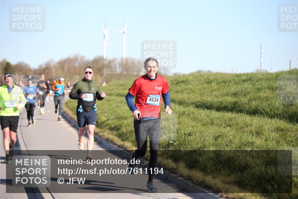 06.04.2025 - 44. Internationalen Wilhelmsburger Insellauf Jannik Wohlers http://msf.ph/oto/7611194 06.04.2025 09:27:00 Laufen 976, 3346, 4534 meine-sportfotos.de