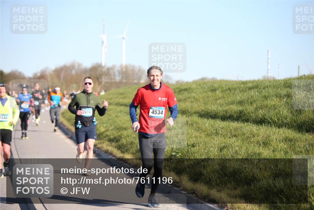 06.04.2025 - 44. Internationalen Wilhelmsburger Insellauf Jannik Wohlers http://msf.ph/oto/7611196 06.04.2025 09:27:01 Laufen 976, 8346, 4534 meine-sportfotos.de