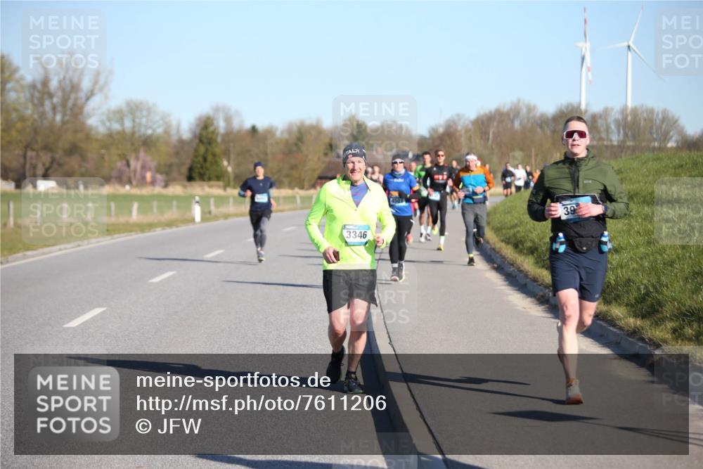 06.04.2025 - 44. Internationalen Wilhelmsburger Insellauf Jannik Wohlers http://msf.ph/oto/7611206 06.04.2025 09:27:02 Laufen 3346, 4501, 39 meine-sportfotos.de