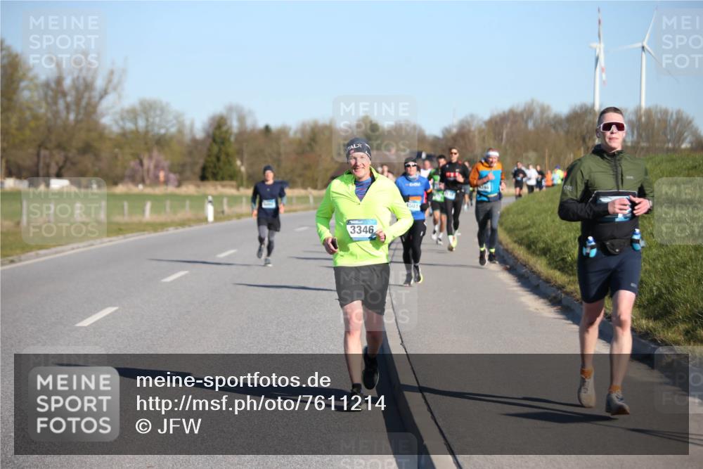 06.04.2025 - 44. Internationalen Wilhelmsburger Insellauf Jannik Wohlers http://msf.ph/oto/7611214 06.04.2025 09:27:02 Laufen 3346, 4501 meine-sportfotos.de