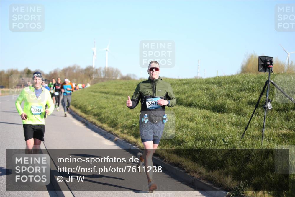 06.04.2025 - 44. Internationalen Wilhelmsburger Insellauf Jannik Wohlers http://msf.ph/oto/7611238 06.04.2025 09:27:03 Laufen 3346, 397 meine-sportfotos.de
