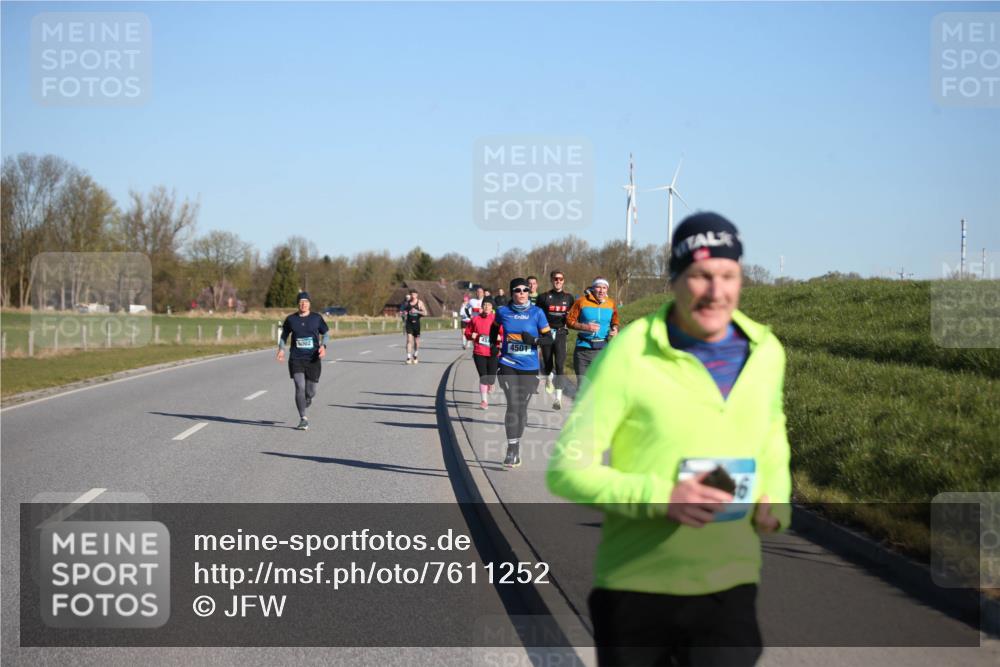06.04.2025 - 44. Internationalen Wilhelmsburger Insellauf Jannik Wohlers http://msf.ph/oto/7611252 06.04.2025 09:27:05 Laufen 5002, 4501 meine-sportfotos.de