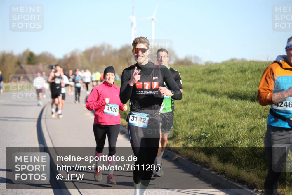 06.04.2025 - 44. Internationalen Wilhelmsburger Insellauf Jannik Wohlers http://msf.ph/oto/7611295 06.04.2025 09:27:09 Laufen 4530, 3142, 4246 meine-sportfotos.de