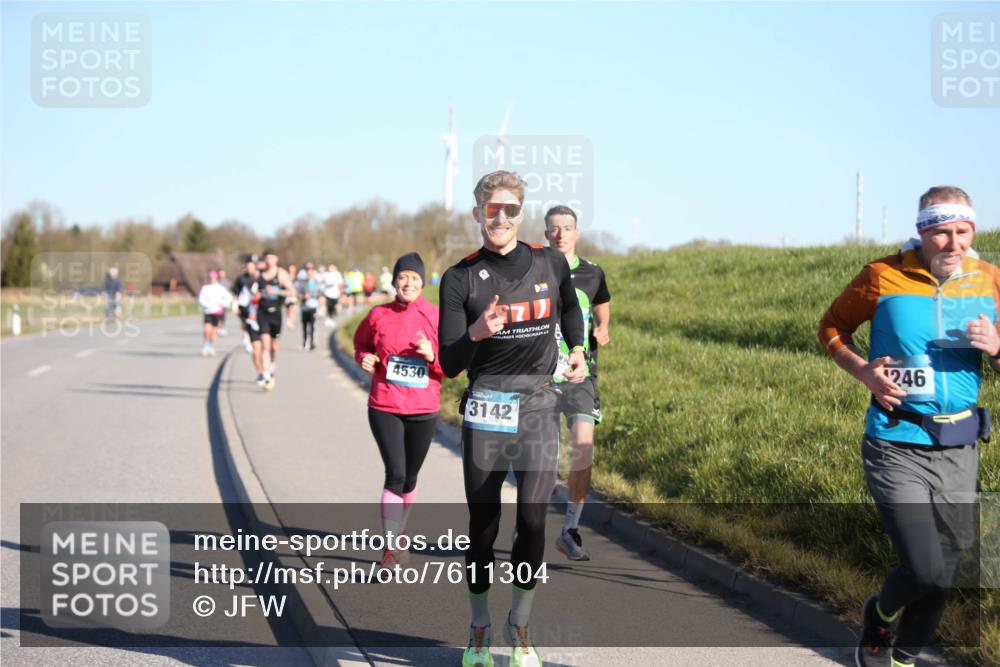 06.04.2025 - 44. Internationalen Wilhelmsburger Insellauf Jannik Wohlers http://msf.ph/oto/7611304 06.04.2025 09:27:10 Laufen 4530, 3142, 246 meine-sportfotos.de