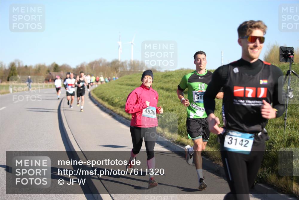 06.04.2025 - 44. Internationalen Wilhelmsburger Insellauf Jannik Wohlers http://msf.ph/oto/7611320 06.04.2025 09:27:11 Laufen 4530, 10, 519, 94, 3142 meine-sportfotos.de