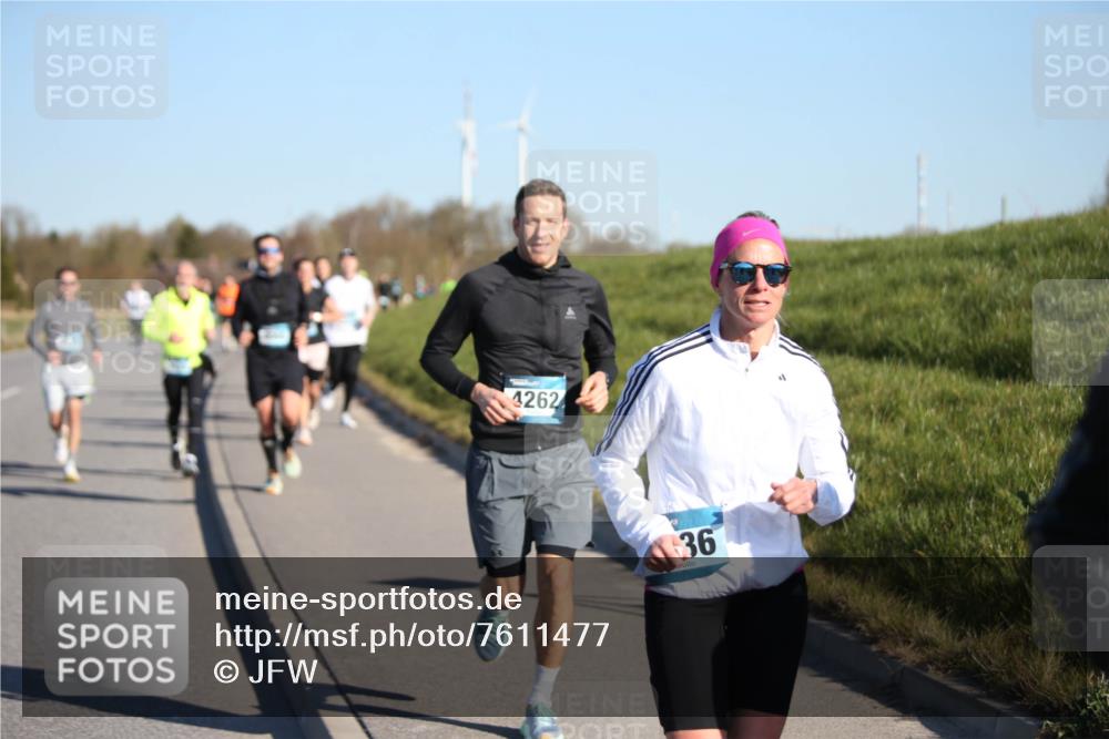 06.04.2025 - 44. Internationalen Wilhelmsburger Insellauf Jannik Wohlers http://msf.ph/oto/7611477 06.04.2025 09:27:23 Laufen 3262, 36 meine-sportfotos.de