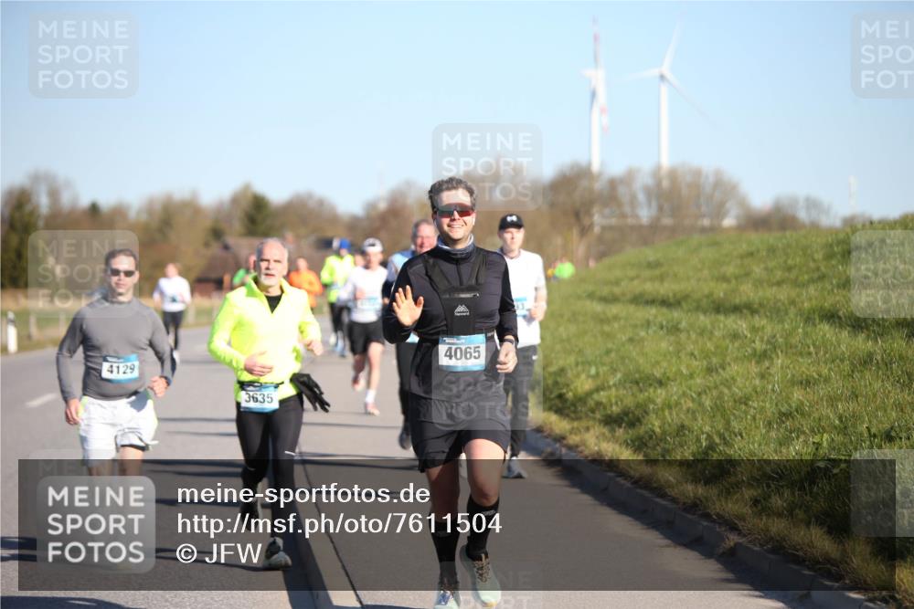 06.04.2025 - 44. Internationalen Wilhelmsburger Insellauf Jannik Wohlers http://msf.ph/oto/7611504 06.04.2025 09:27:24 Laufen 4129, 3635, 4065 meine-sportfotos.de