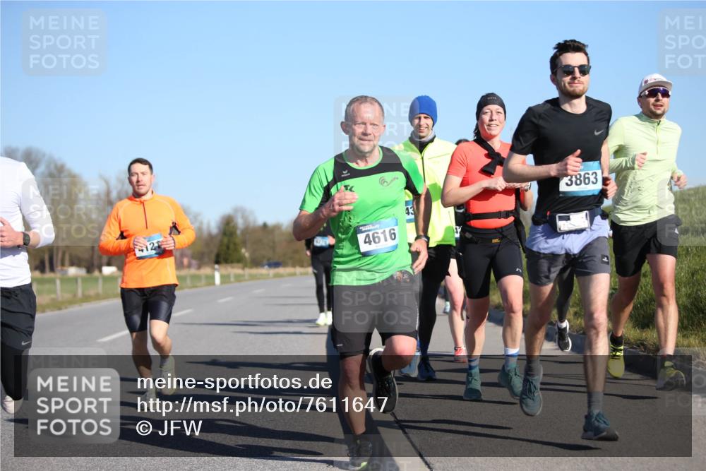 06.04.2025 - 44. Internationalen Wilhelmsburger Insellauf Jannik Wohlers http://msf.ph/oto/7611647 06.04.2025 09:27:38 Laufen 21, 4616, 43, 3863 meine-sportfotos.de