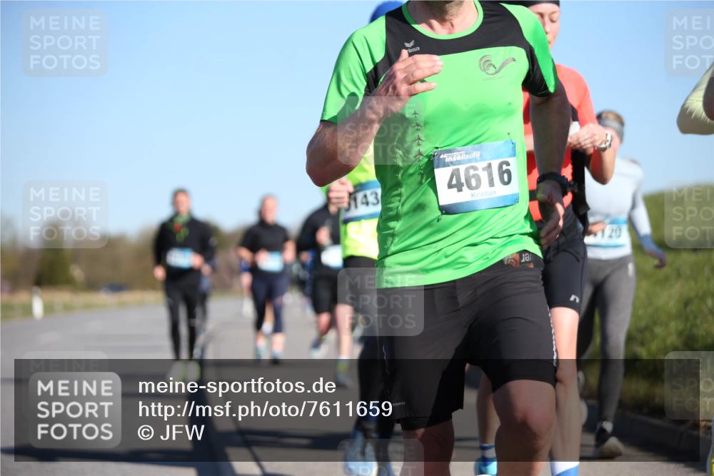 06.04.2025 - 44. Internationalen Wilhelmsburger Insellauf Jannik Wohlers http://msf.ph/oto/7611659 06.04.2025 09:27:38 Laufen 143, 4616 meine-sportfotos.de