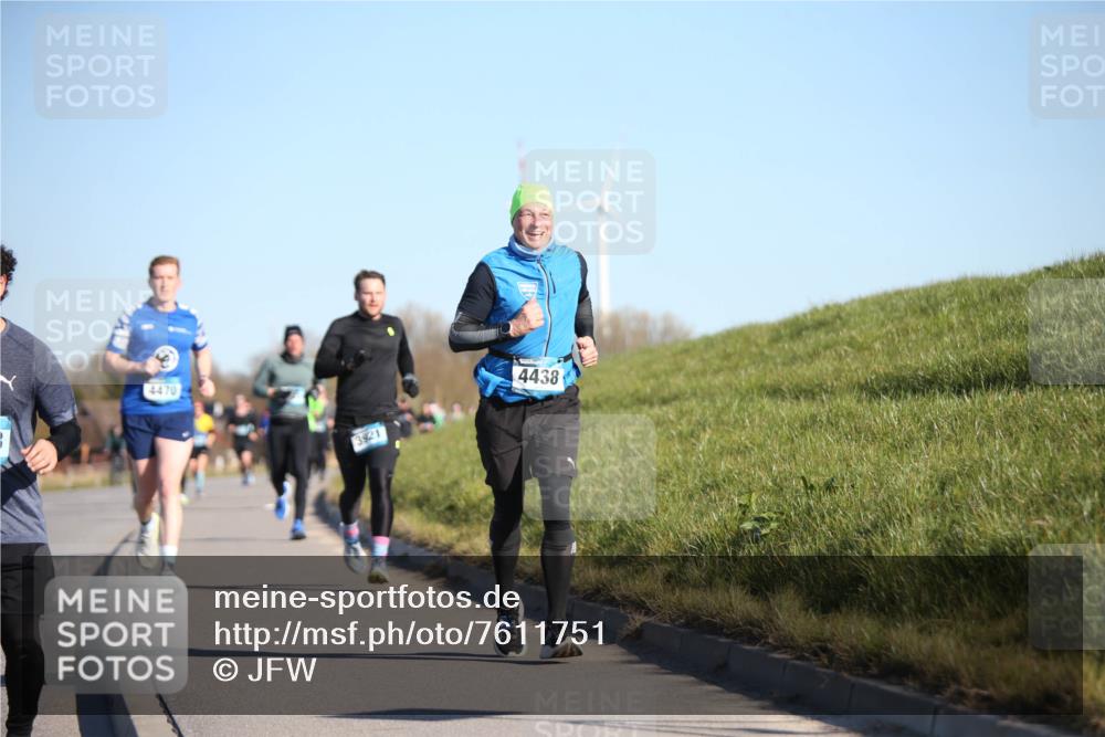 06.04.2025 - 44. Internationalen Wilhelmsburger Insellauf Jannik Wohlers http://msf.ph/oto/7611751 06.04.2025 09:27:46 Laufen 4470, 3921, 4438 meine-sportfotos.de