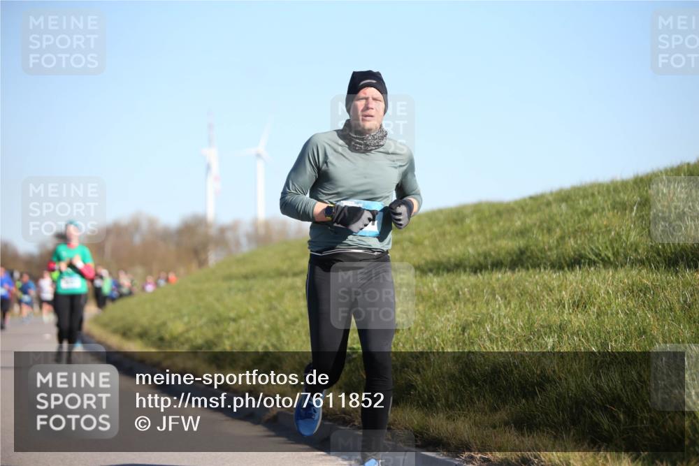 06.04.2025 - 44. Internationalen Wilhelmsburger Insellauf Jannik Wohlers http://msf.ph/oto/7611852 06.04.2025 09:27:52 Laufen  meine-sportfotos.de
