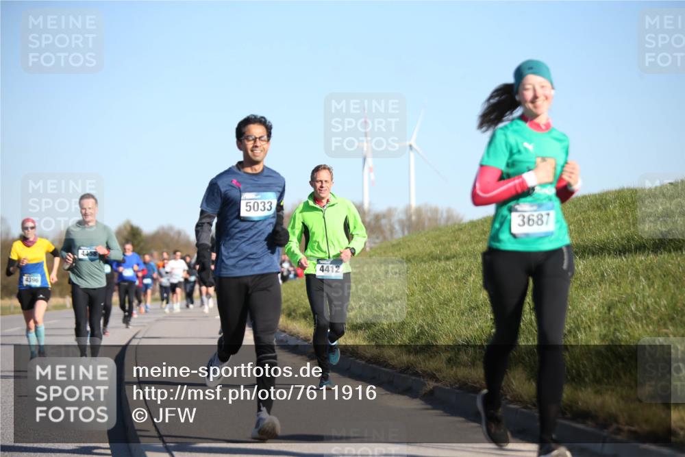 06.04.2025 - 44. Internationalen Wilhelmsburger Insellauf Jannik Wohlers http://msf.ph/oto/7611916 06.04.2025 09:27:58 Laufen 4396, 4458, 5033, 4412, 3687 meine-sportfotos.de
