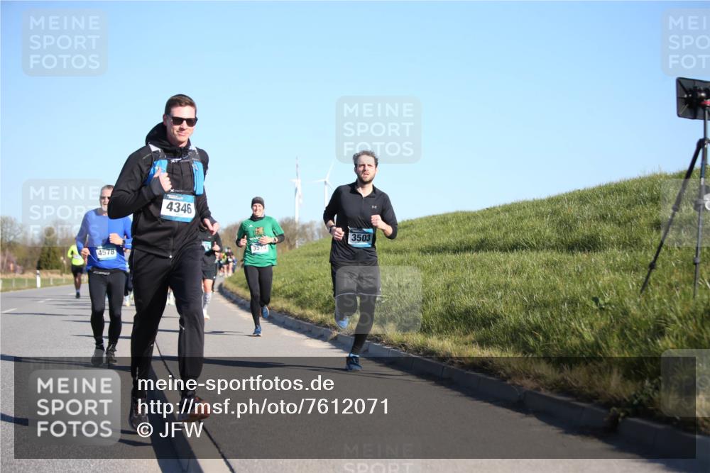 06.04.2025 - 44. Internationalen Wilhelmsburger Insellauf Jannik Wohlers http://msf.ph/oto/7612071 06.04.2025 09:28:08 Laufen 4578, 4346, 3574, 3503 meine-sportfotos.de