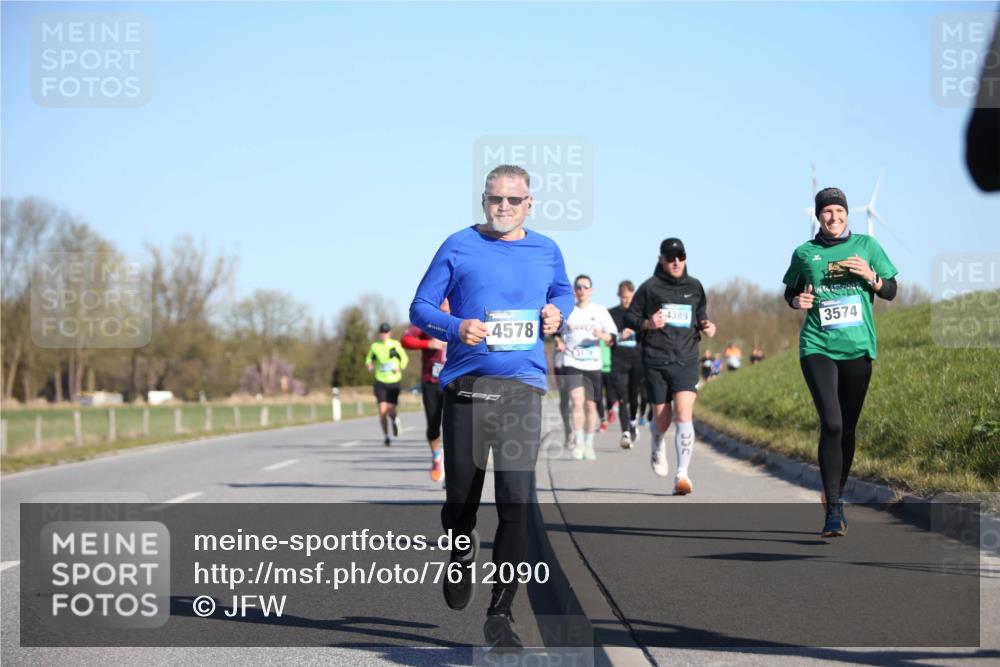 06.04.2025 - 44. Internationalen Wilhelmsburger Insellauf Jannik Wohlers http://msf.ph/oto/7612090 06.04.2025 09:28:10 Laufen 4578, 3178, 4389, 3574 meine-sportfotos.de