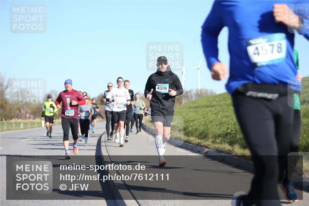 06.04.2025 - 44. Internationalen Wilhelmsburger Insellauf Jannik Wohlers http://msf.ph/oto/7612111 06.04.2025 09:28:11 Laufen 3602, 3178, 4389, 4578 meine-sportfotos.de