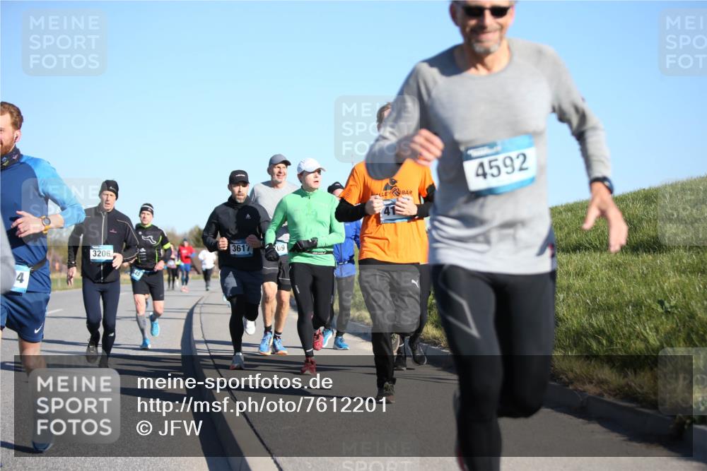 06.04.2025 - 44. Internationalen Wilhelmsburger Insellauf Jannik Wohlers http://msf.ph/oto/7612201 06.04.2025 09:28:18 Laufen 4, 3617, 09, 3206, 4592 meine-sportfotos.de