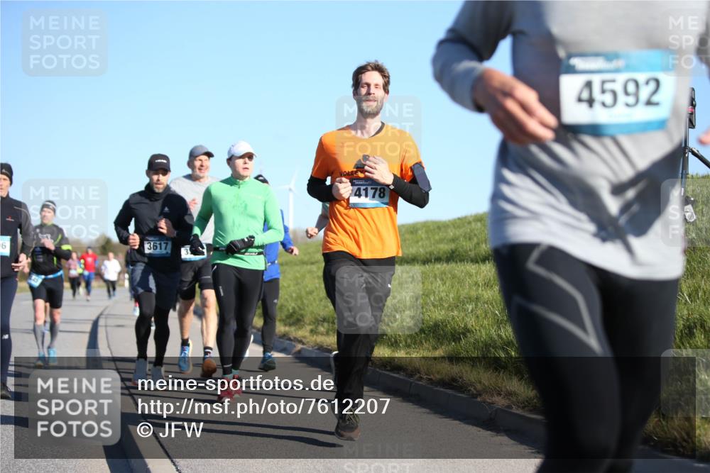06.04.2025 - 44. Internationalen Wilhelmsburger Insellauf Jannik Wohlers http://msf.ph/oto/7612207 06.04.2025 09:28:18 Laufen 6, 3617, 4178, 4592 meine-sportfotos.de