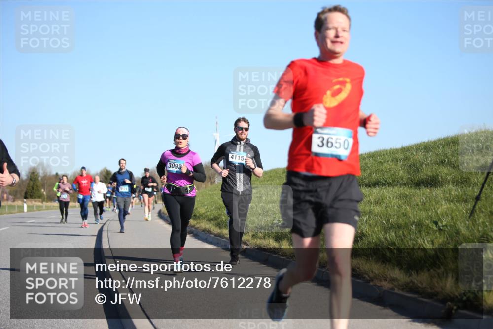 06.04.2025 - 44. Internationalen Wilhelmsburger Insellauf Jannik Wohlers http://msf.ph/oto/7612278 06.04.2025 09:28:23 Laufen 5179, 3093, 4115, 3650 meine-sportfotos.de