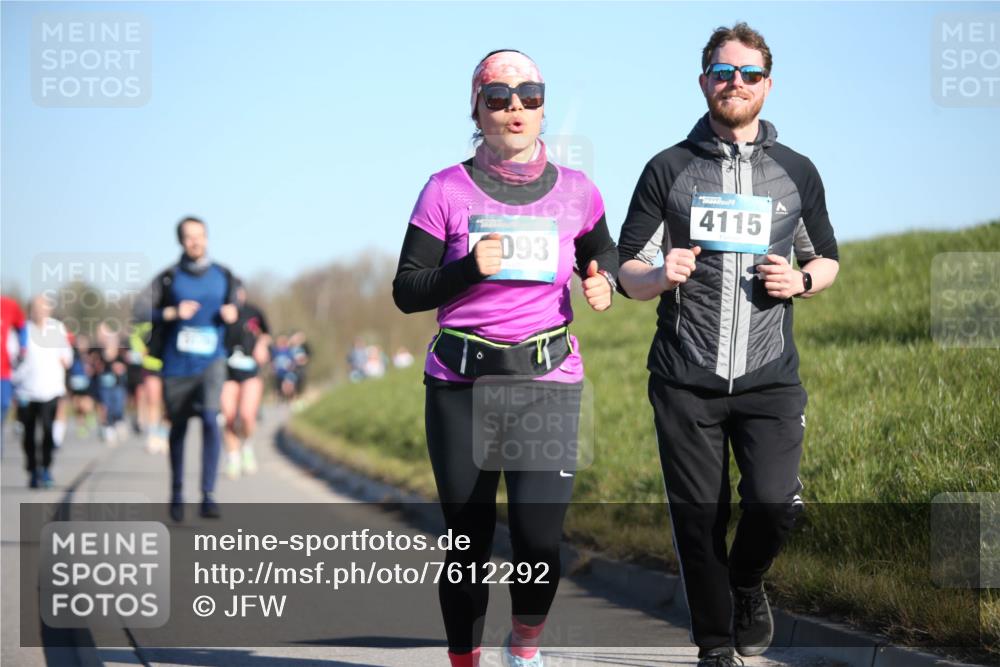 06.04.2025 - 44. Internationalen Wilhelmsburger Insellauf Jannik Wohlers http://msf.ph/oto/7612292 06.04.2025 09:28:24 Laufen 093, 4115 meine-sportfotos.de