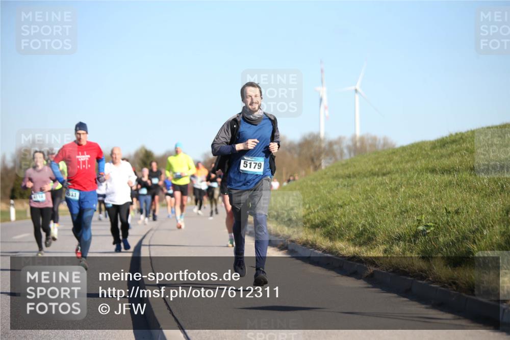 06.04.2025 - 44. Internationalen Wilhelmsburger Insellauf Jannik Wohlers http://msf.ph/oto/7612311 06.04.2025 09:28:26 Laufen 1531, 5179 meine-sportfotos.de