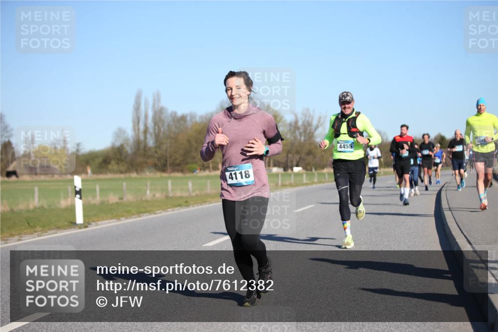06.04.2025 - 44. Internationalen Wilhelmsburger Insellauf Jannik Wohlers http://msf.ph/oto/7612382 06.04.2025 09:28:32 Laufen 4118, 4455, 3215 meine-sportfotos.de