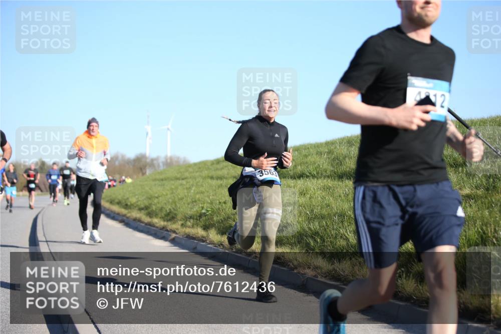 06.04.2025 - 44. Internationalen Wilhelmsburger Insellauf Jannik Wohlers http://msf.ph/oto/7612436 06.04.2025 09:28:39 Laufen 3563 meine-sportfotos.de