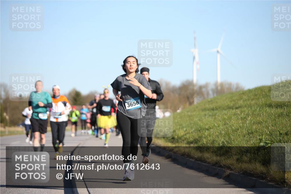 06.04.2025 - 44. Internationalen Wilhelmsburger Insellauf Jannik Wohlers http://msf.ph/oto/7612643 06.04.2025 09:28:54 Laufen 3656 meine-sportfotos.de