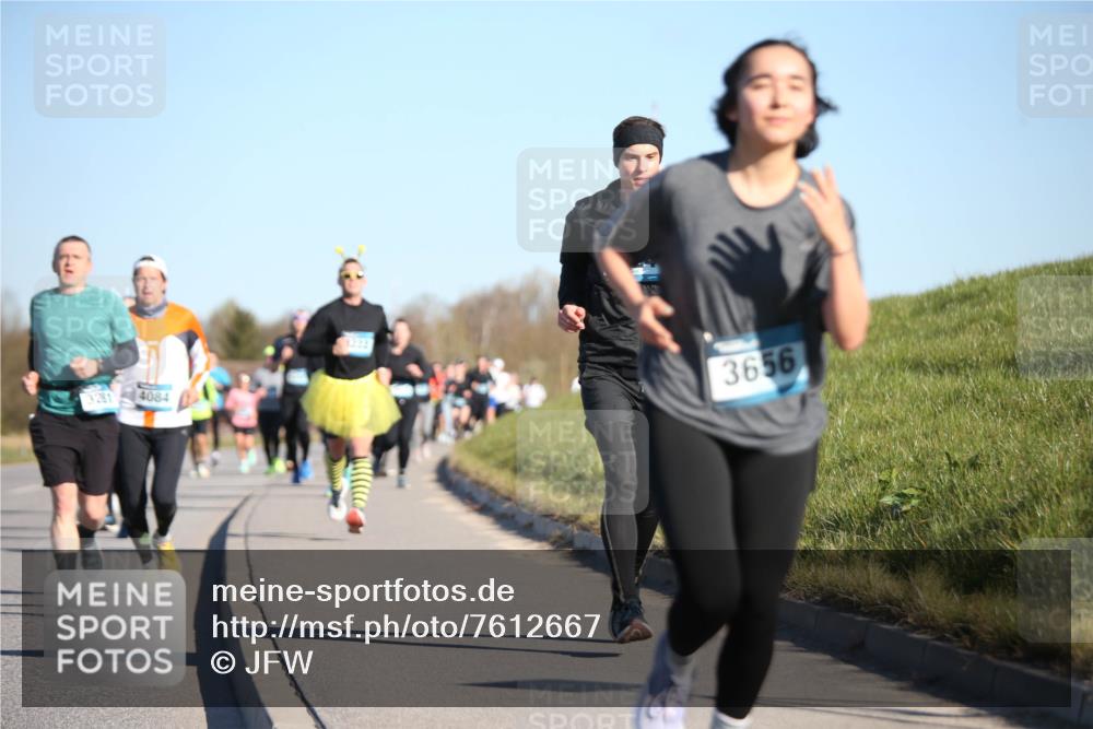 06.04.2025 - 44. Internationalen Wilhelmsburger Insellauf Jannik Wohlers http://msf.ph/oto/7612667 06.04.2025 09:28:56 Laufen 3281, 4084, 3656 meine-sportfotos.de