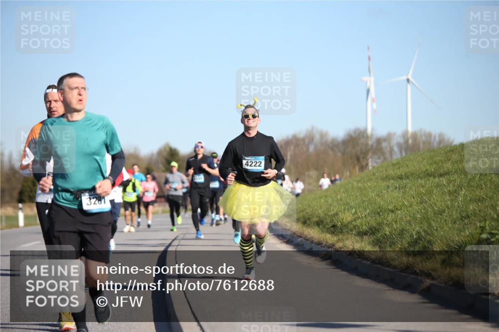 06.04.2025 - 44. Internationalen Wilhelmsburger Insellauf Jannik Wohlers http://msf.ph/oto/7612688 06.04.2025 09:28:58 Laufen 3281, 344, 4222 meine-sportfotos.de