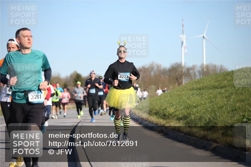 06.04.2025 - 44. Internationalen Wilhelmsburger Insellauf Jannik Wohlers http://msf.ph/oto/7612691 06.04.2025 09:28:58 Laufen 3281, 4344, 4222 meine-sportfotos.de