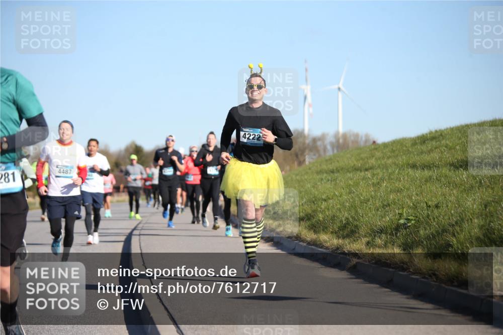 06.04.2025 - 44. Internationalen Wilhelmsburger Insellauf Jannik Wohlers http://msf.ph/oto/7612717 06.04.2025 09:28:59 Laufen 281, 4487, 4222 meine-sportfotos.de