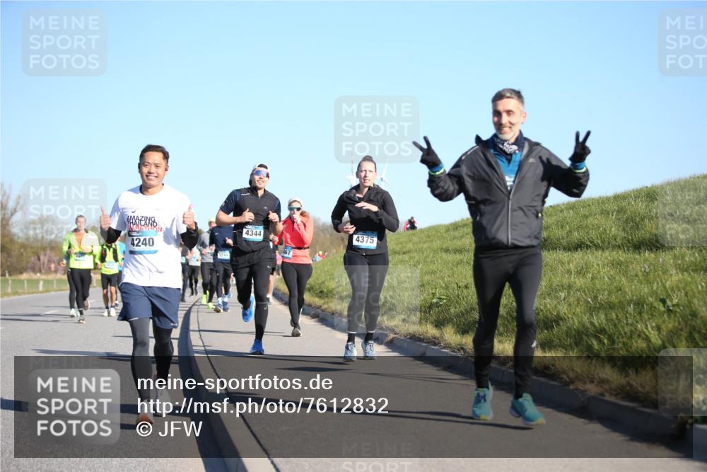 06.04.2025 - 44. Internationalen Wilhelmsburger Insellauf Jannik Wohlers http://msf.ph/oto/7612832 06.04.2025 09:29:05 Laufen 4240, 3744, 4344, 467, 4375 meine-sportfotos.de