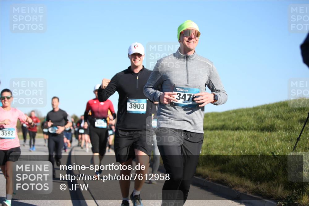 06.04.2025 - 44. Internationalen Wilhelmsburger Insellauf Jannik Wohlers http://msf.ph/oto/7612958 06.04.2025 09:29:12 Laufen 3592, 4002, 3903, 3478 meine-sportfotos.de