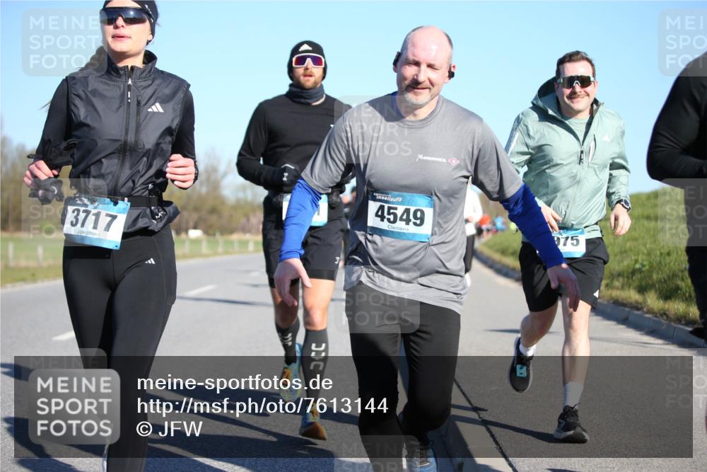 06.04.2025 - 44. Internationalen Wilhelmsburger Insellauf Jannik Wohlers http://msf.ph/oto/7613144 06.04.2025 09:29:23 Laufen 3717, 4549, 975 meine-sportfotos.de