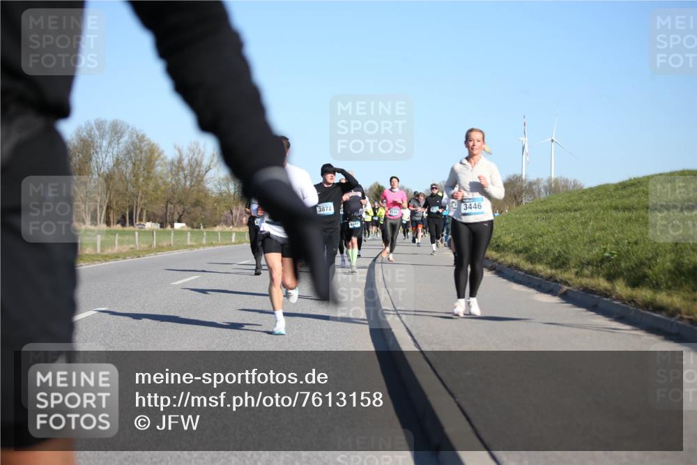 06.04.2025 - 44. Internationalen Wilhelmsburger Insellauf Jannik Wohlers http://msf.ph/oto/7613158 06.04.2025 09:29:25 Laufen 3872, 4441, 3544, 3446 meine-sportfotos.de