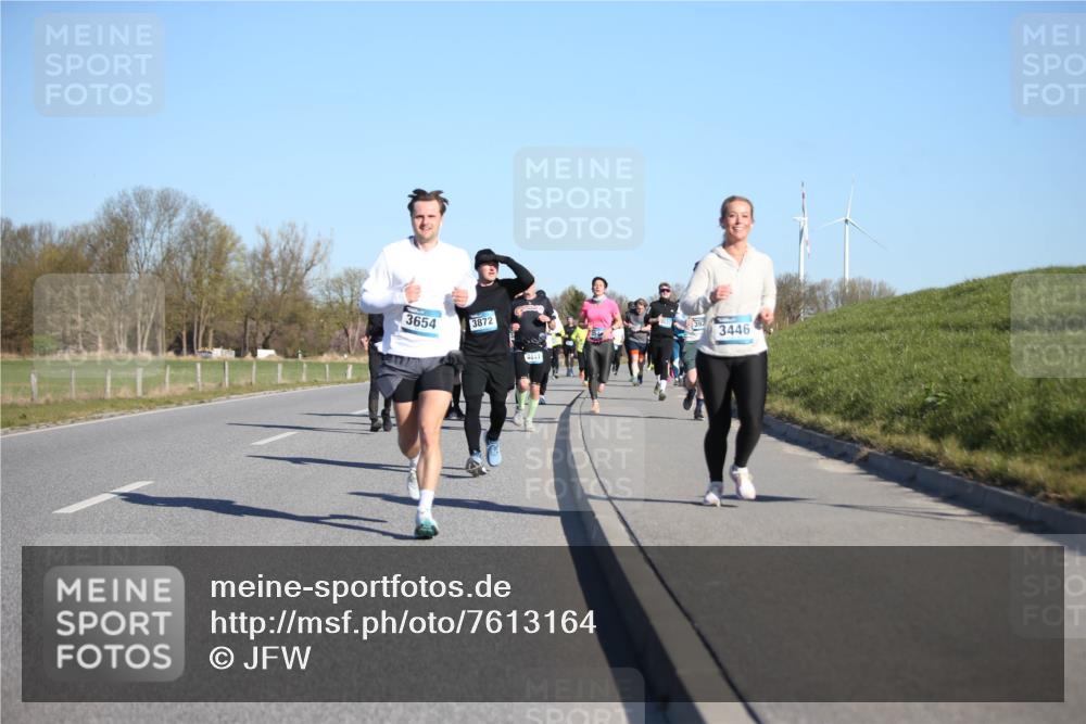 06.04.2025 - 44. Internationalen Wilhelmsburger Insellauf Jannik Wohlers http://msf.ph/oto/7613164 06.04.2025 09:29:25 Laufen 3654, 3872, 4441, 3446 meine-sportfotos.de