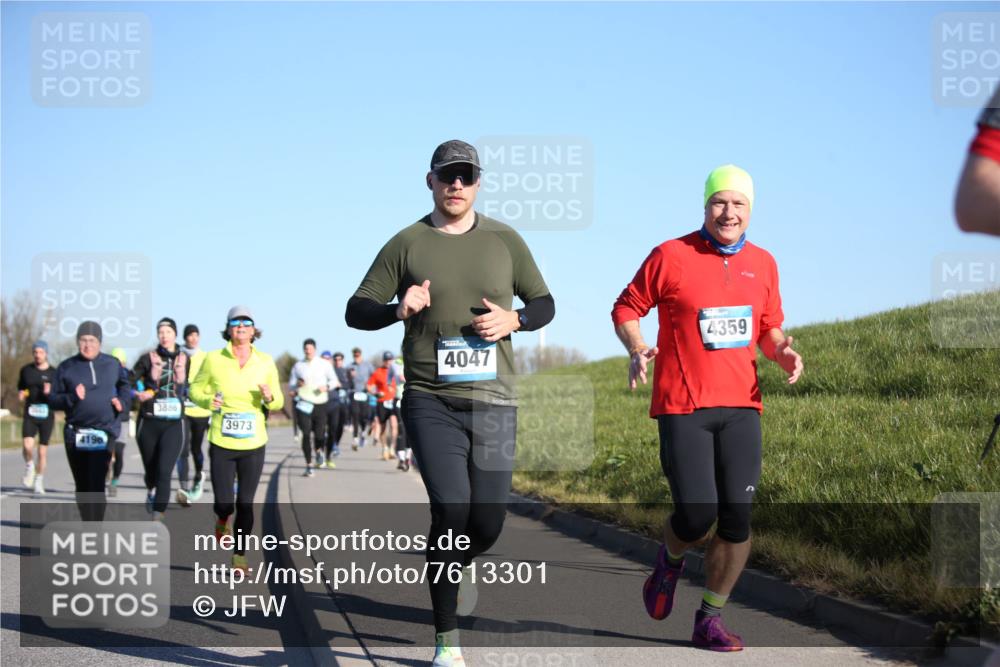06.04.2025 - 44. Internationalen Wilhelmsburger Insellauf Jannik Wohlers http://msf.ph/oto/7613301 06.04.2025 09:29:37 Laufen 4196, 3886, 3973, 4047, 4359 meine-sportfotos.de