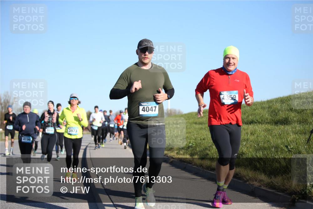 06.04.2025 - 44. Internationalen Wilhelmsburger Insellauf Jannik Wohlers http://msf.ph/oto/7613303 06.04.2025 09:29:37 Laufen 4196, 3886, 3973, 4047, 4359 meine-sportfotos.de