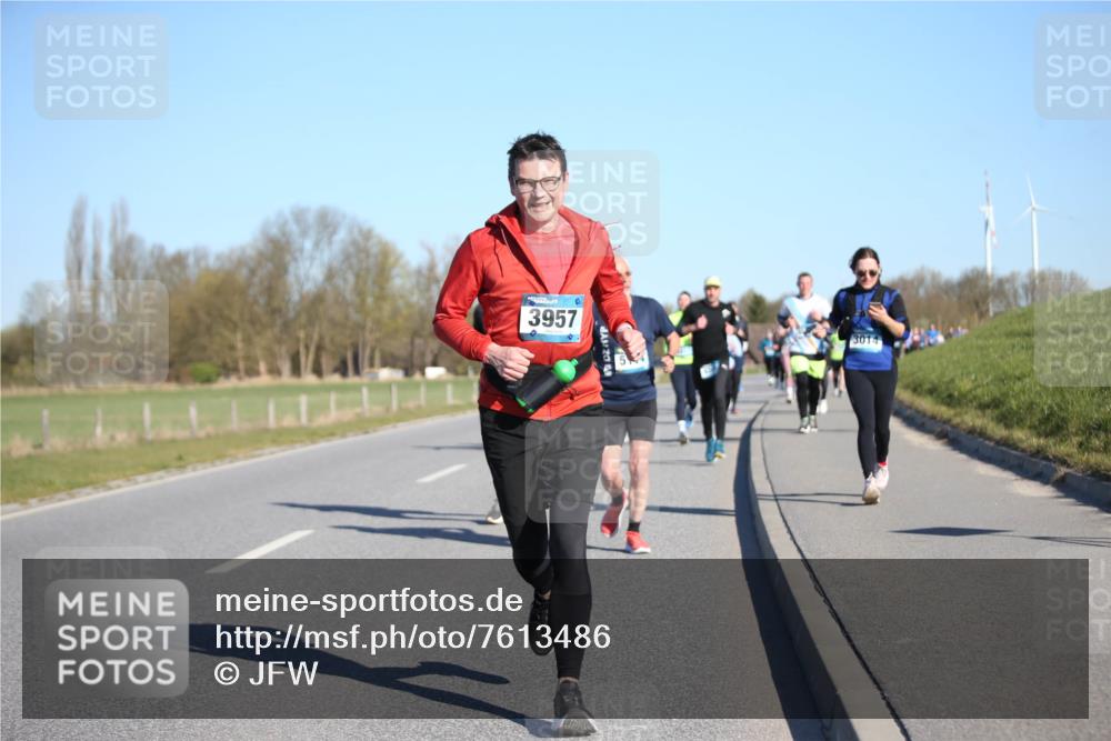 06.04.2025 - 44. Internationalen Wilhelmsburger Insellauf Jannik Wohlers http://msf.ph/oto/7613486 06.04.2025 09:29:54 Laufen 3957, 89, 3014 meine-sportfotos.de