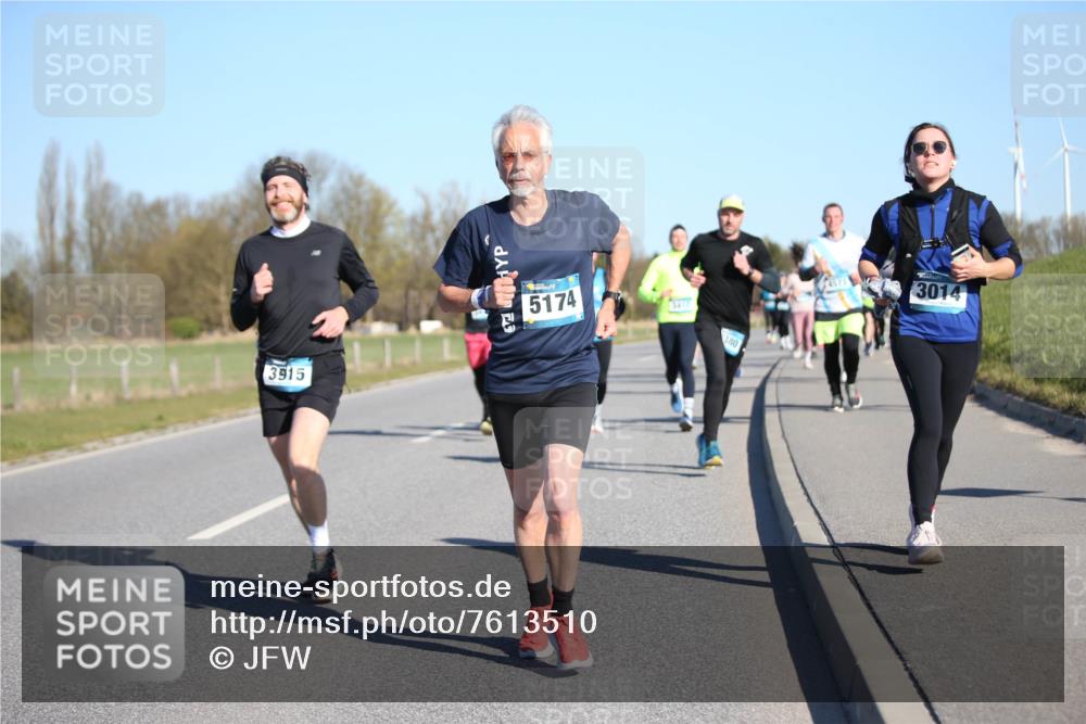 06.04.2025 - 44. Internationalen Wilhelmsburger Insellauf Jannik Wohlers http://msf.ph/oto/7613510 06.04.2025 09:29:56 Laufen 3915, 5174, 1417, 180, 4673, 3014 meine-sportfotos.de