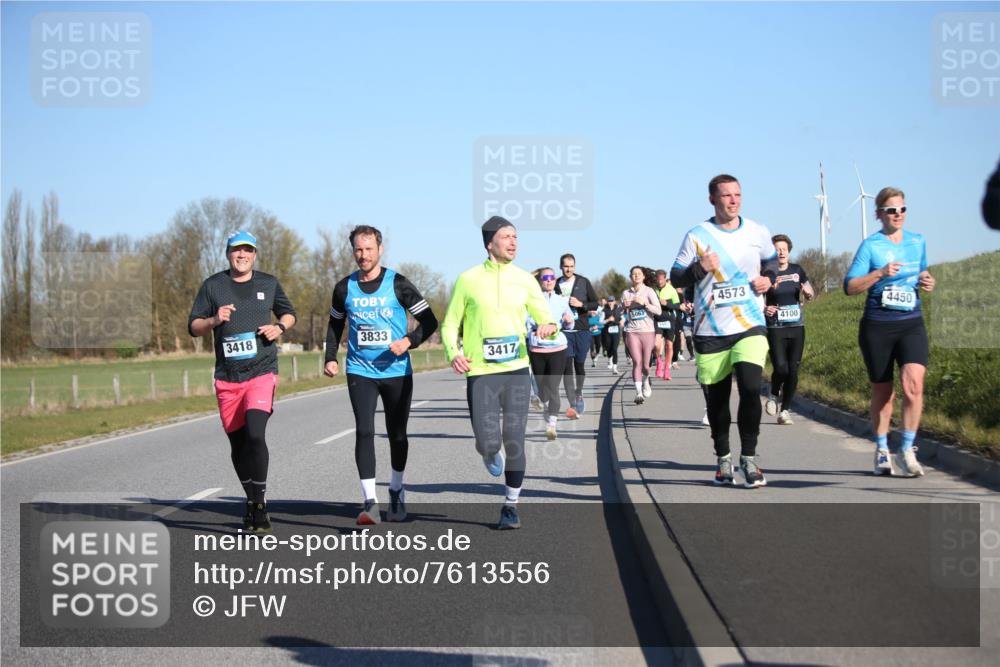 06.04.2025 - 44. Internationalen Wilhelmsburger Insellauf Jannik Wohlers http://msf.ph/oto/7613556 06.04.2025 09:29:59 Laufen 3418, 3833, 4573, 4450, 4100, 3417 meine-sportfotos.de