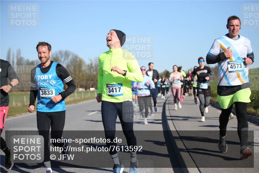 06.04.2025 - 44. Internationalen Wilhelmsburger Insellauf Jannik Wohlers http://msf.ph/oto/7613592 06.04.2025 09:30:00 Laufen 3833, 3417, 3052, 4039, 4573 meine-sportfotos.de