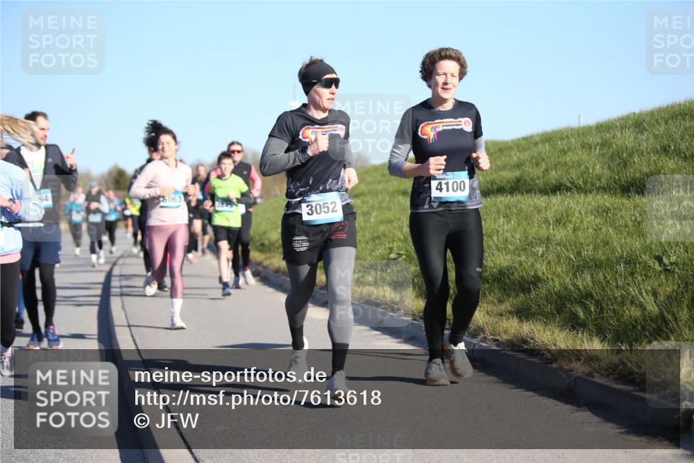 06.04.2025 - 44. Internationalen Wilhelmsburger Insellauf Jannik Wohlers http://msf.ph/oto/7613618 06.04.2025 09:30:02 Laufen 64, 6063, 3052, 4100 meine-sportfotos.de