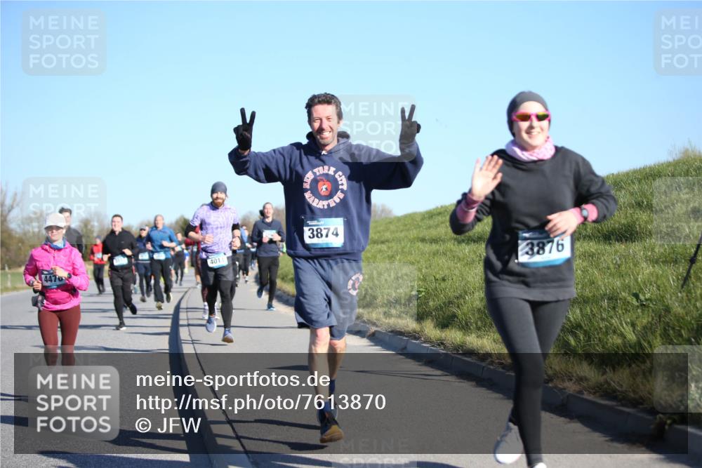 06.04.2025 - 44. Internationalen Wilhelmsburger Insellauf Jannik Wohlers http://msf.ph/oto/7613870 06.04.2025 09:30:22 Laufen 4470, 401, 3874, 3876 meine-sportfotos.de